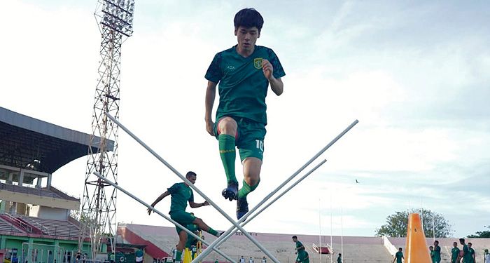 Pelatih Persebaya Yakin Taisei Marukawa Tidak Akan Tinggalkan Indonesia